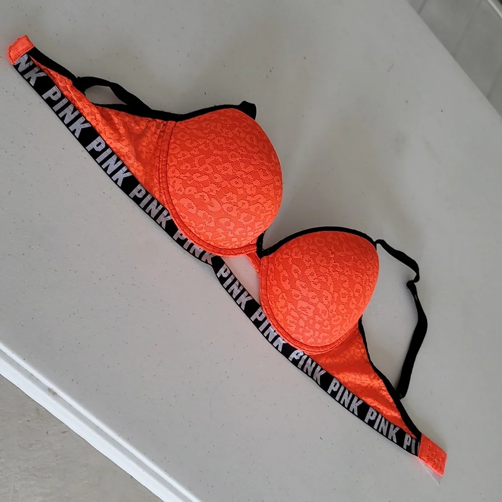 Bra - Picture 1 of 2